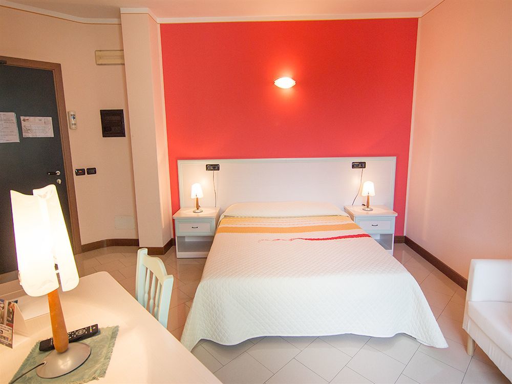 Eden Hotel Castel d'Ario Екстер'єр фото